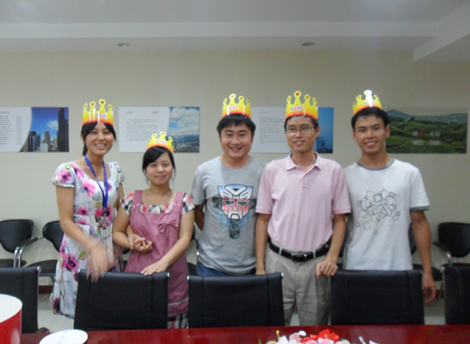 酒店客房智能控制系统厂商金马科技为员工庆生 酒店客房智能控制系统厂商金马科技为员工庆生